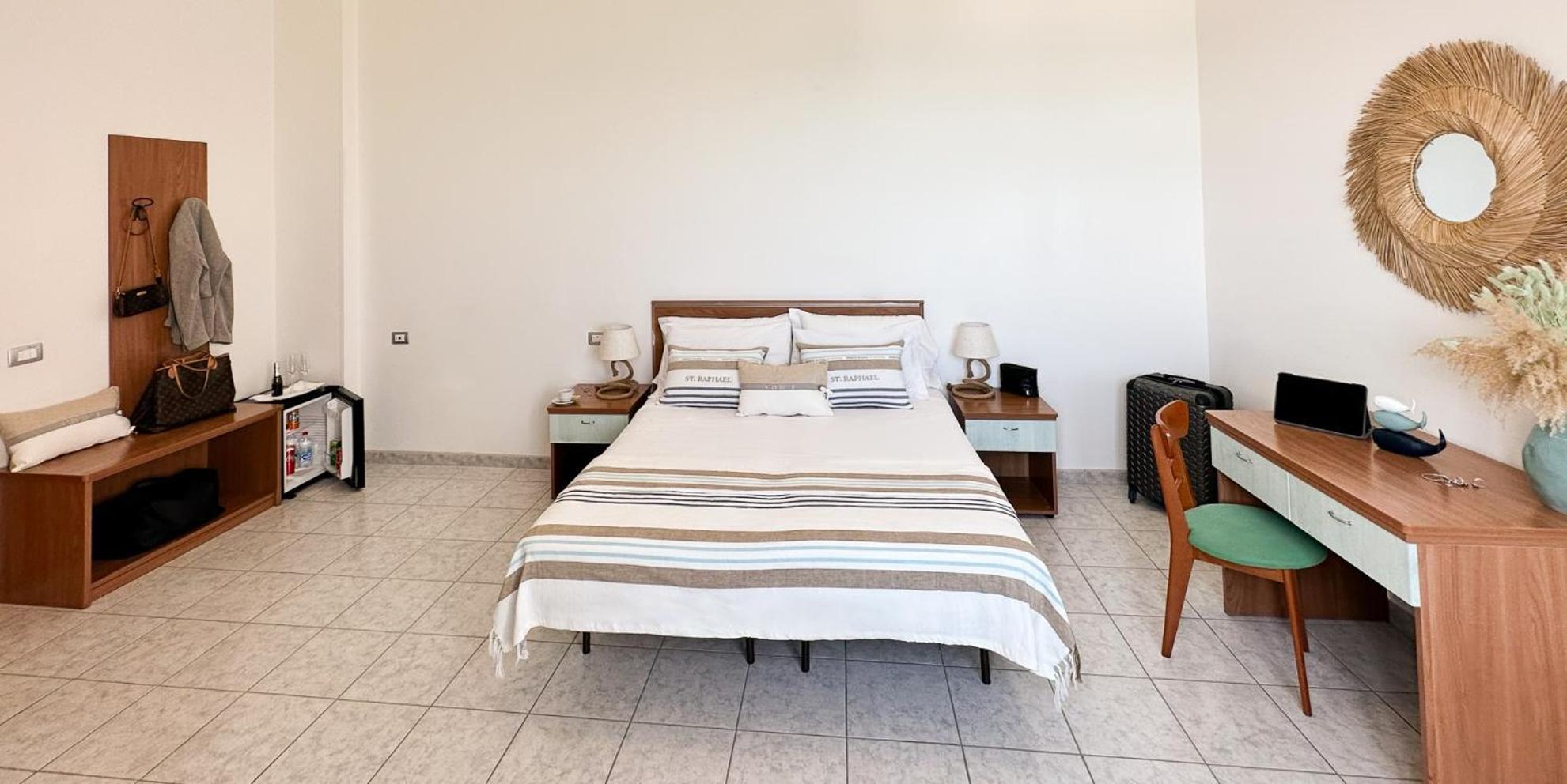 Villa Mg Hotel Santa Marinella Buitenkant foto