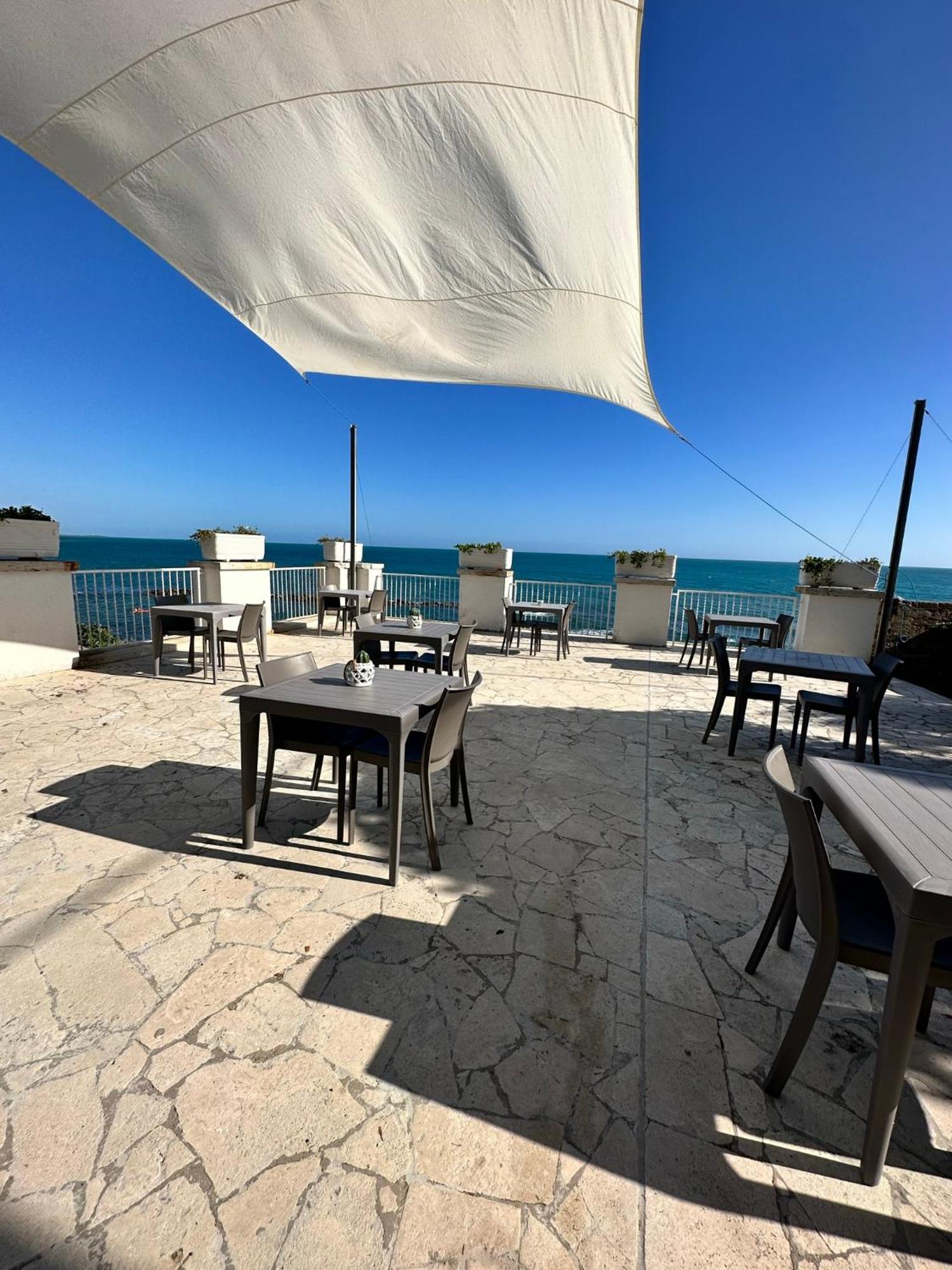 Villa Mg Hotel Santa Marinella Buitenkant foto